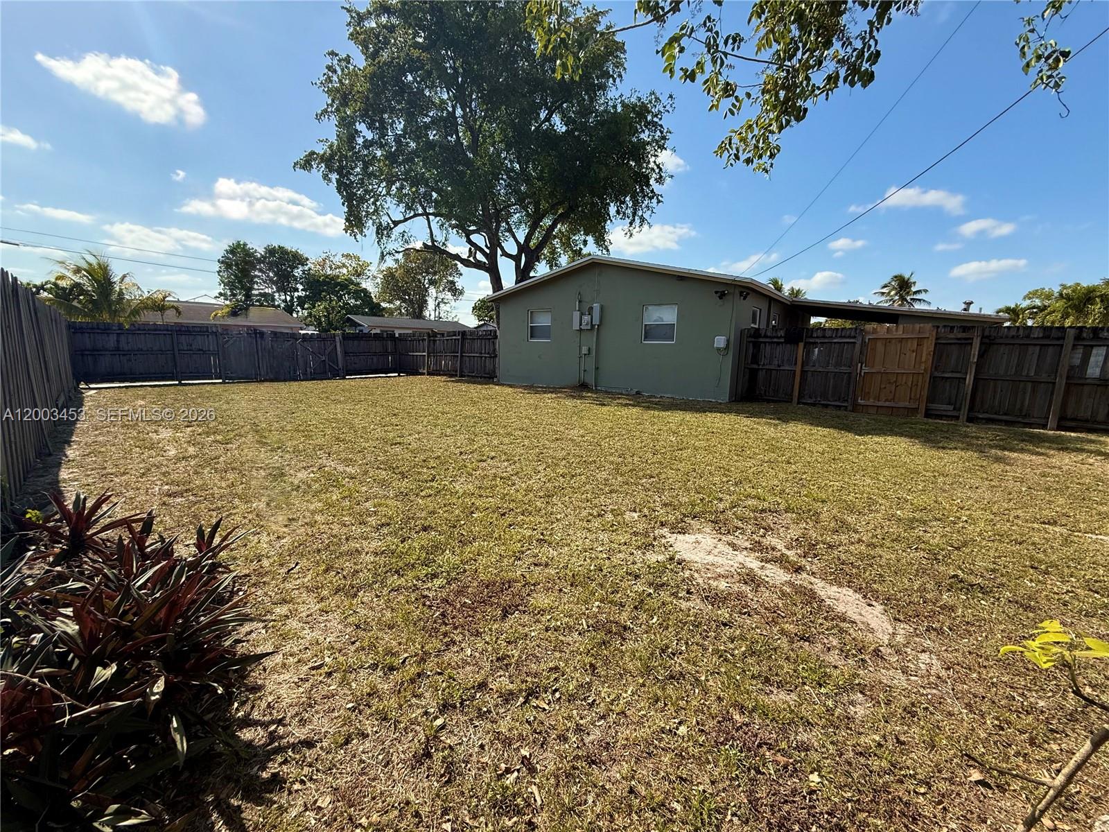 6290 NW 14th St # 6290
