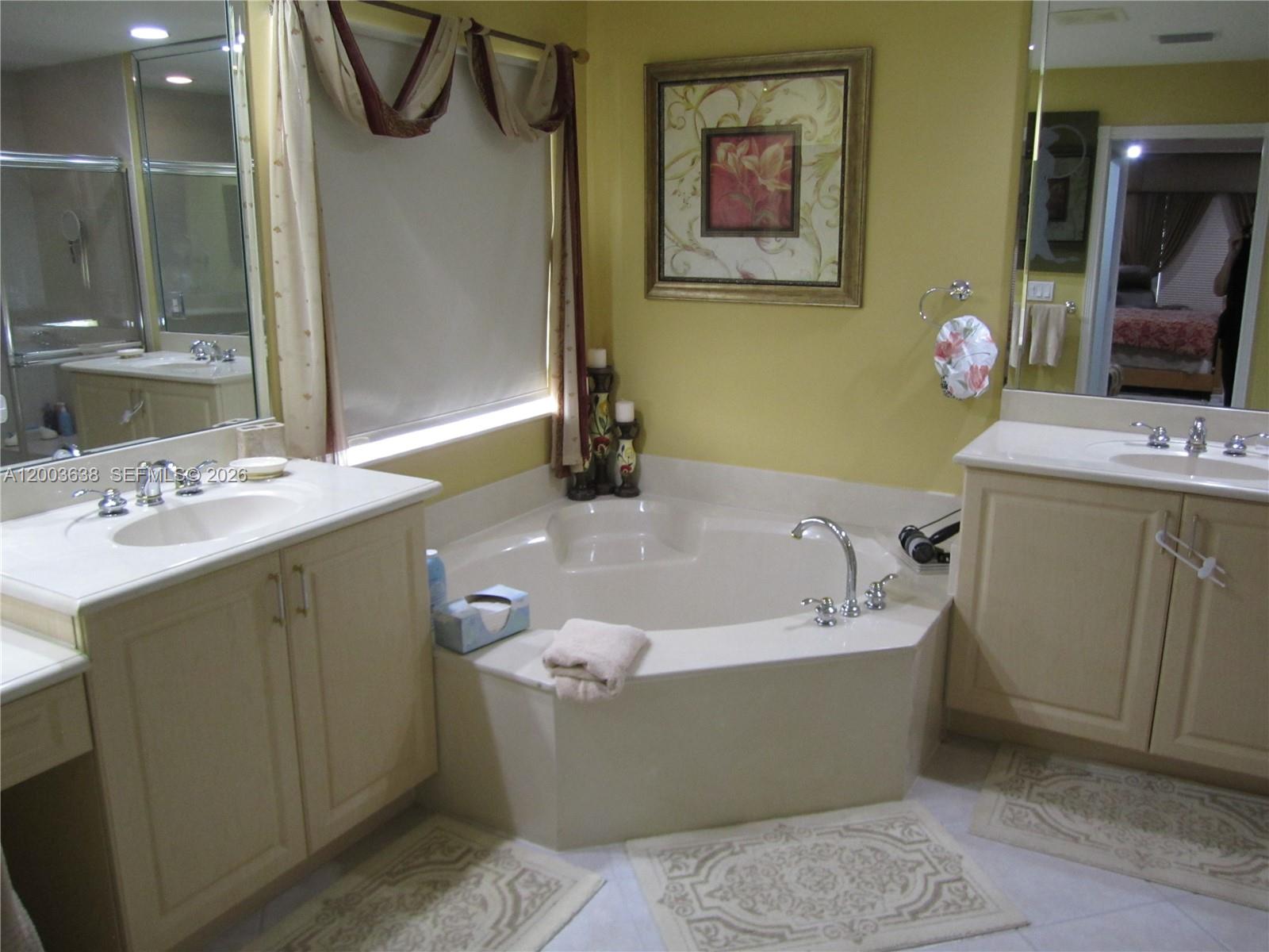 9798 Casa Mar Dr