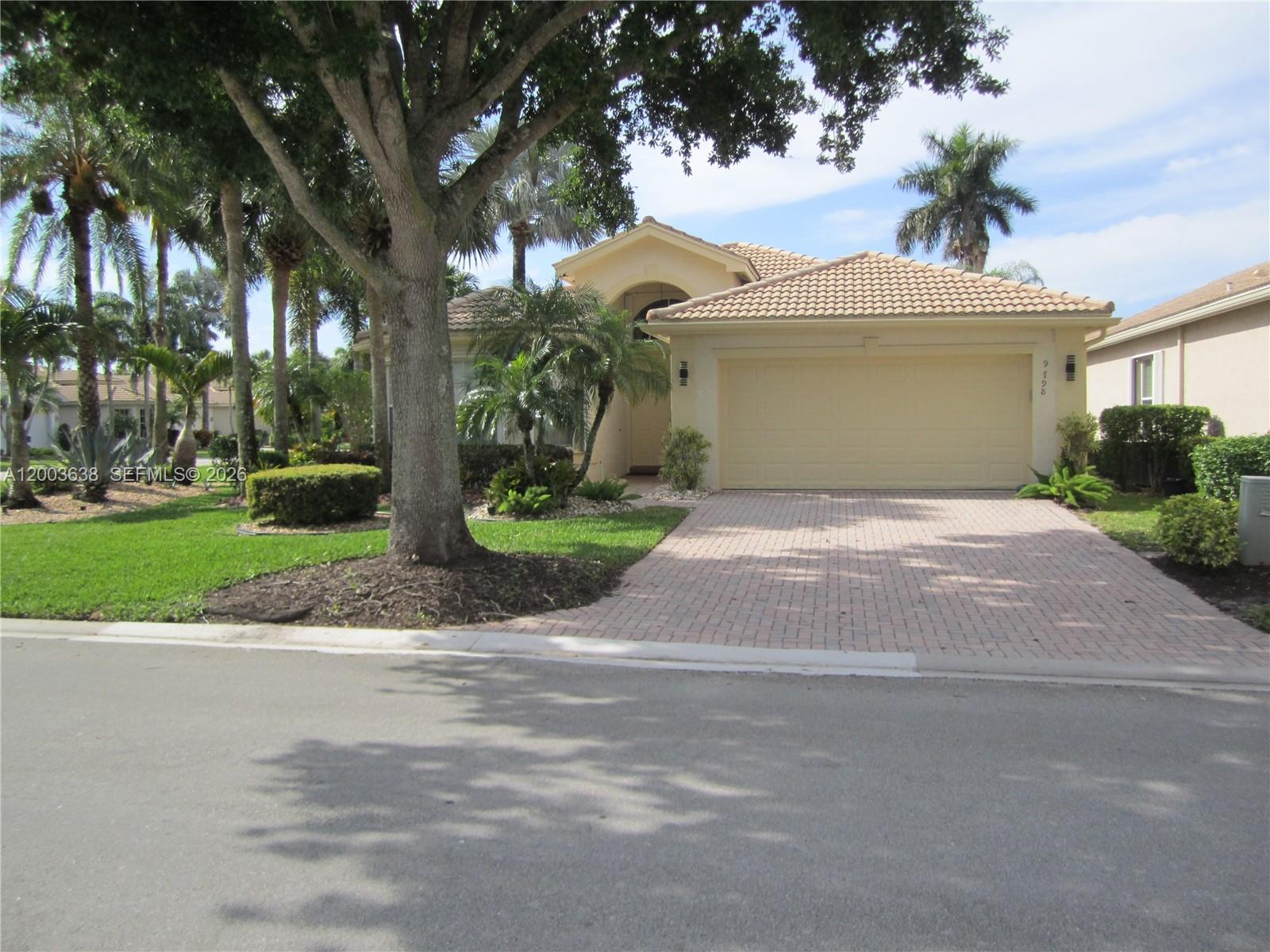 9798 Casa Mar Dr