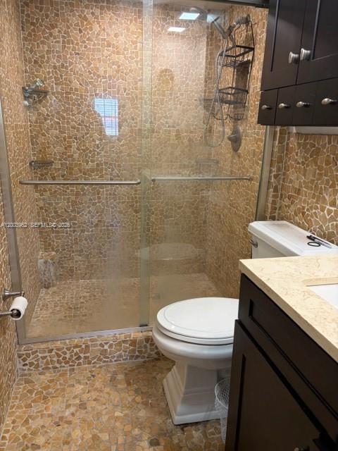 1407 NE 56th St # 301