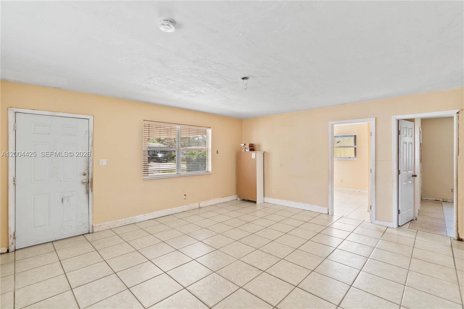 723 NW 15th Ter