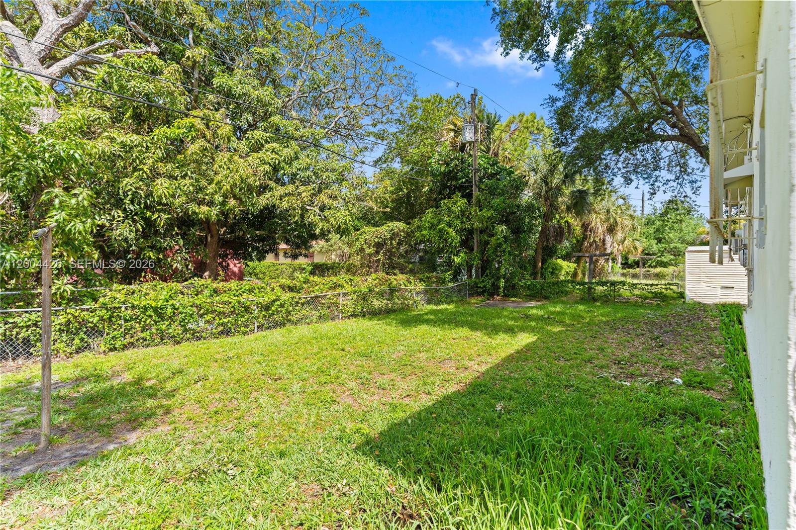 723 NW 15th Ter