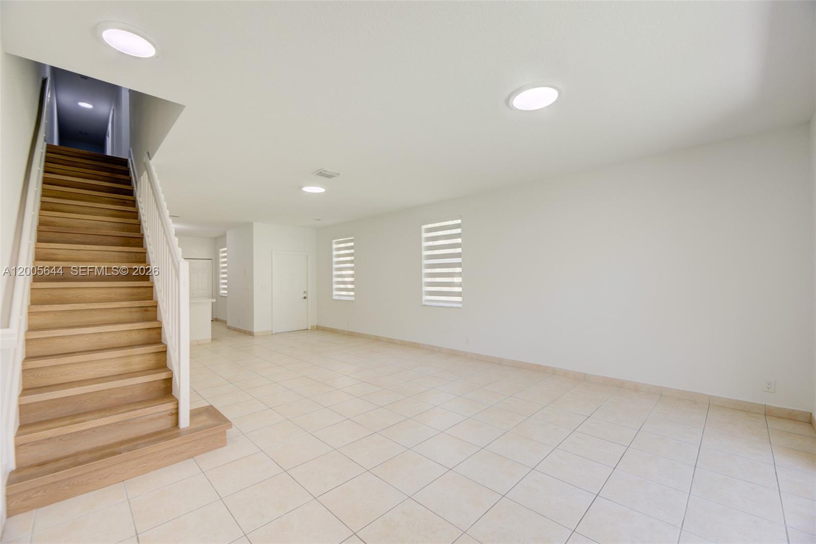 2143 Hacienda Ter