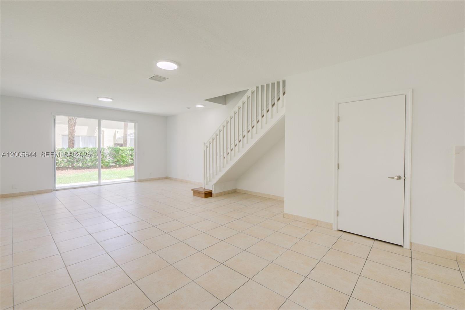2143 Hacienda Ter