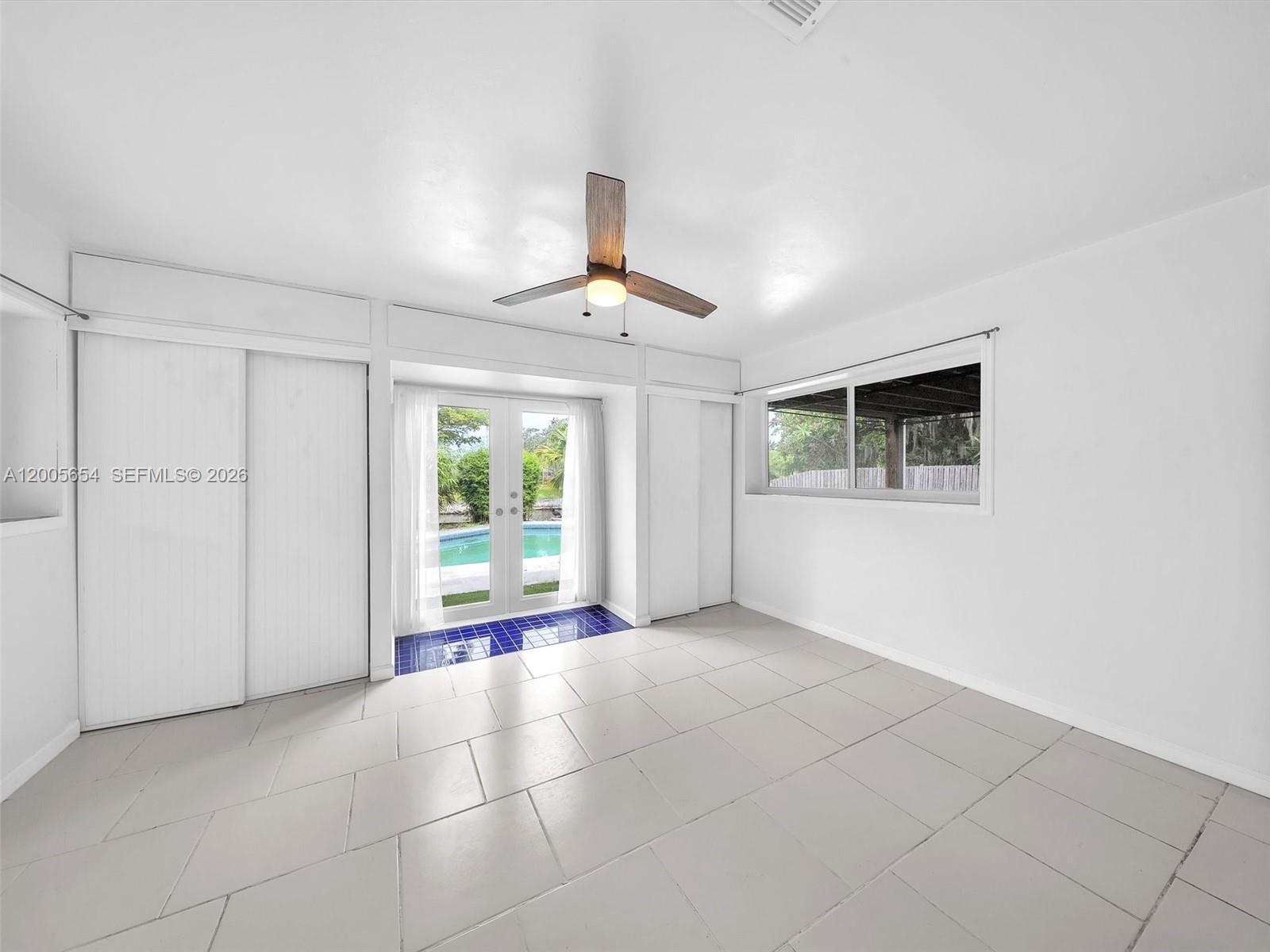4401 NE 15th Ter