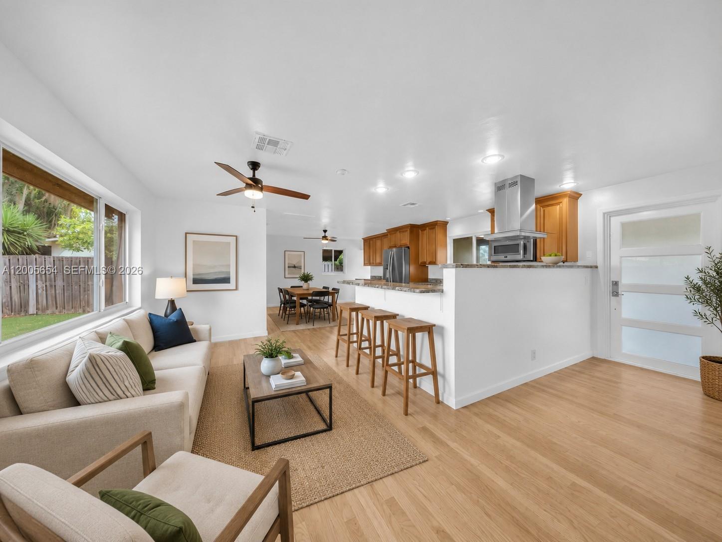 4401 NE 15th Ter