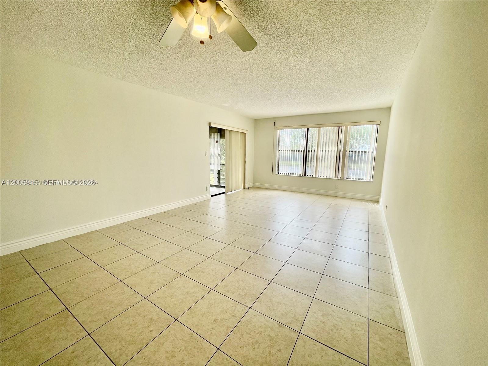 2320 S Cypress Bend Dr # 204