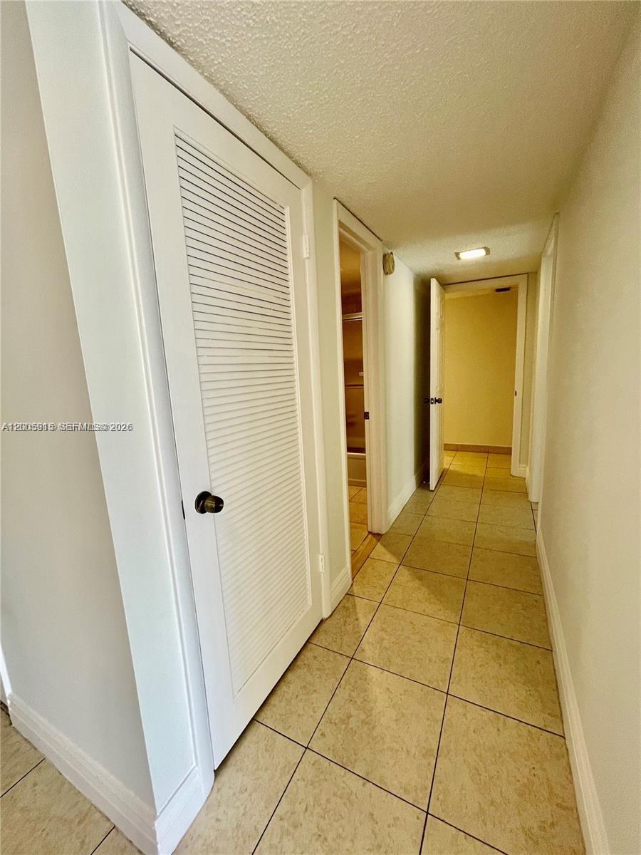 2320 S Cypress Bend Dr # 204