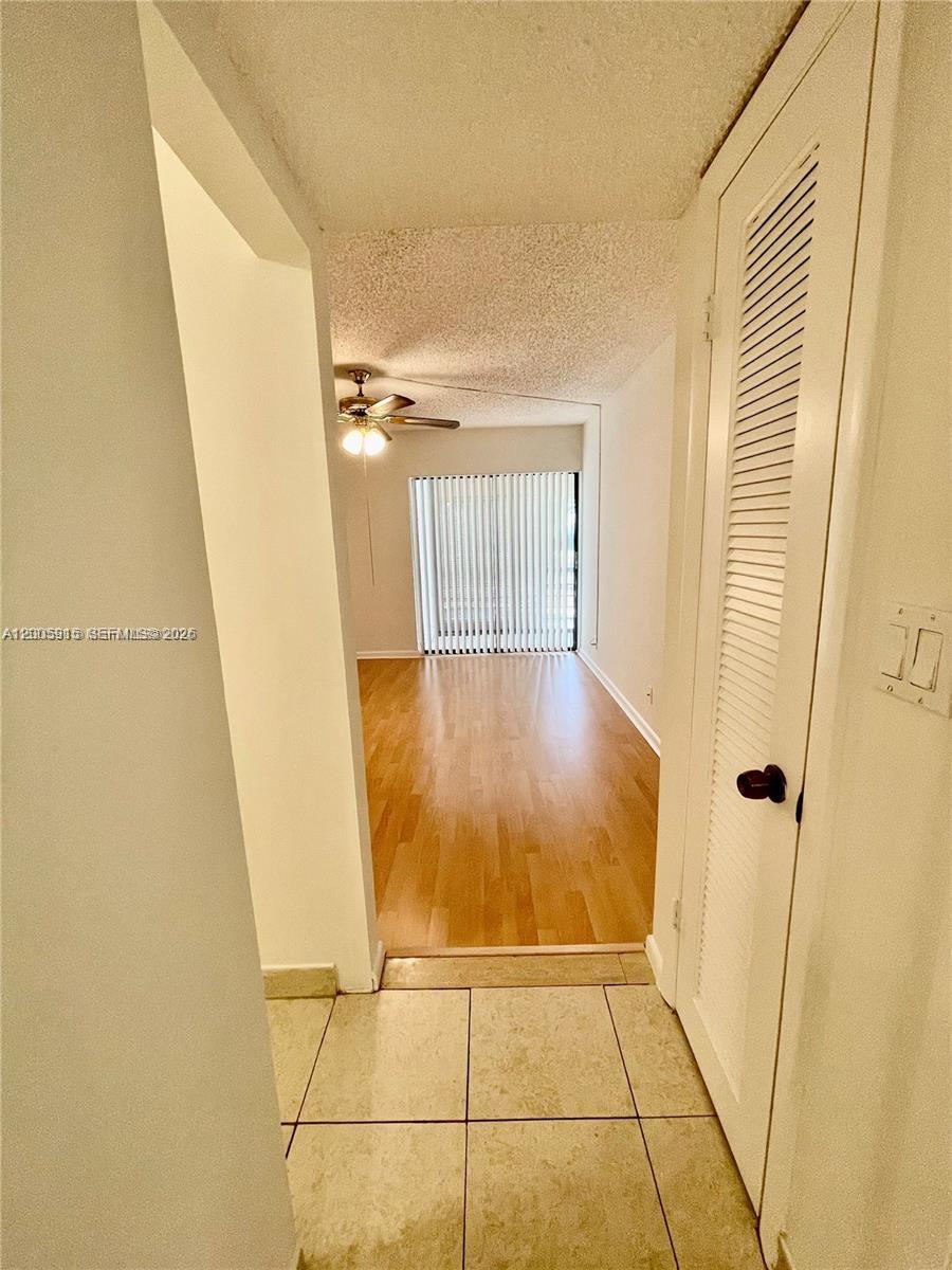 2320 S Cypress Bend Dr # 204