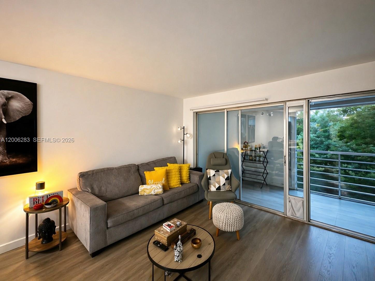 8421 Lagos De Campo Blvd # 309T