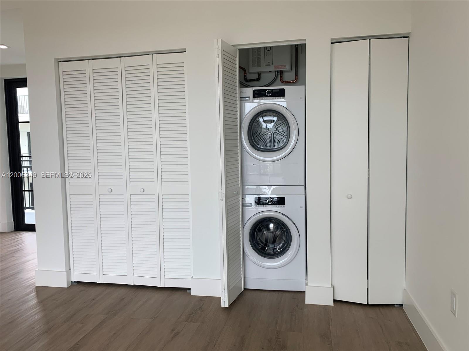 4100 Davie Rd Unit: 417