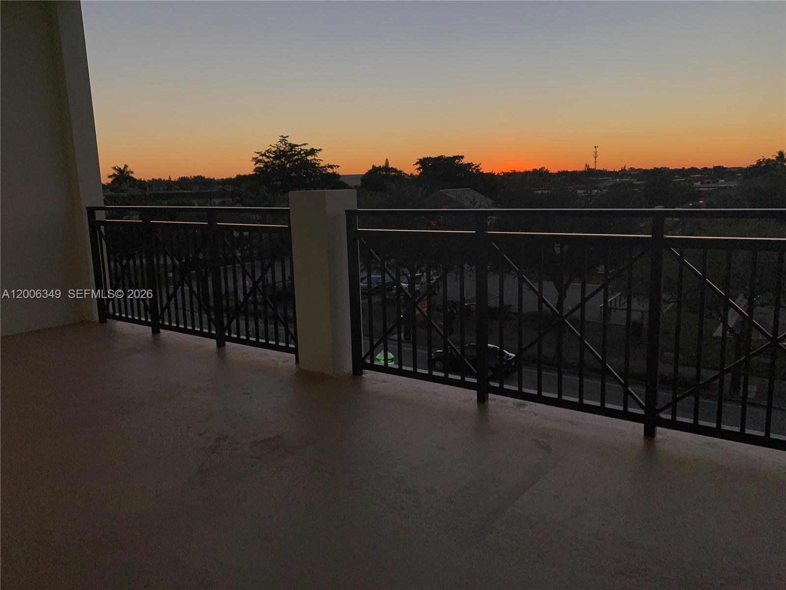 4100 Davie Rd Unit: 417