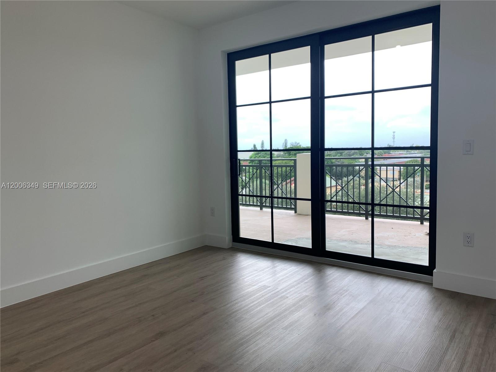 4100 Davie Rd Unit: 417