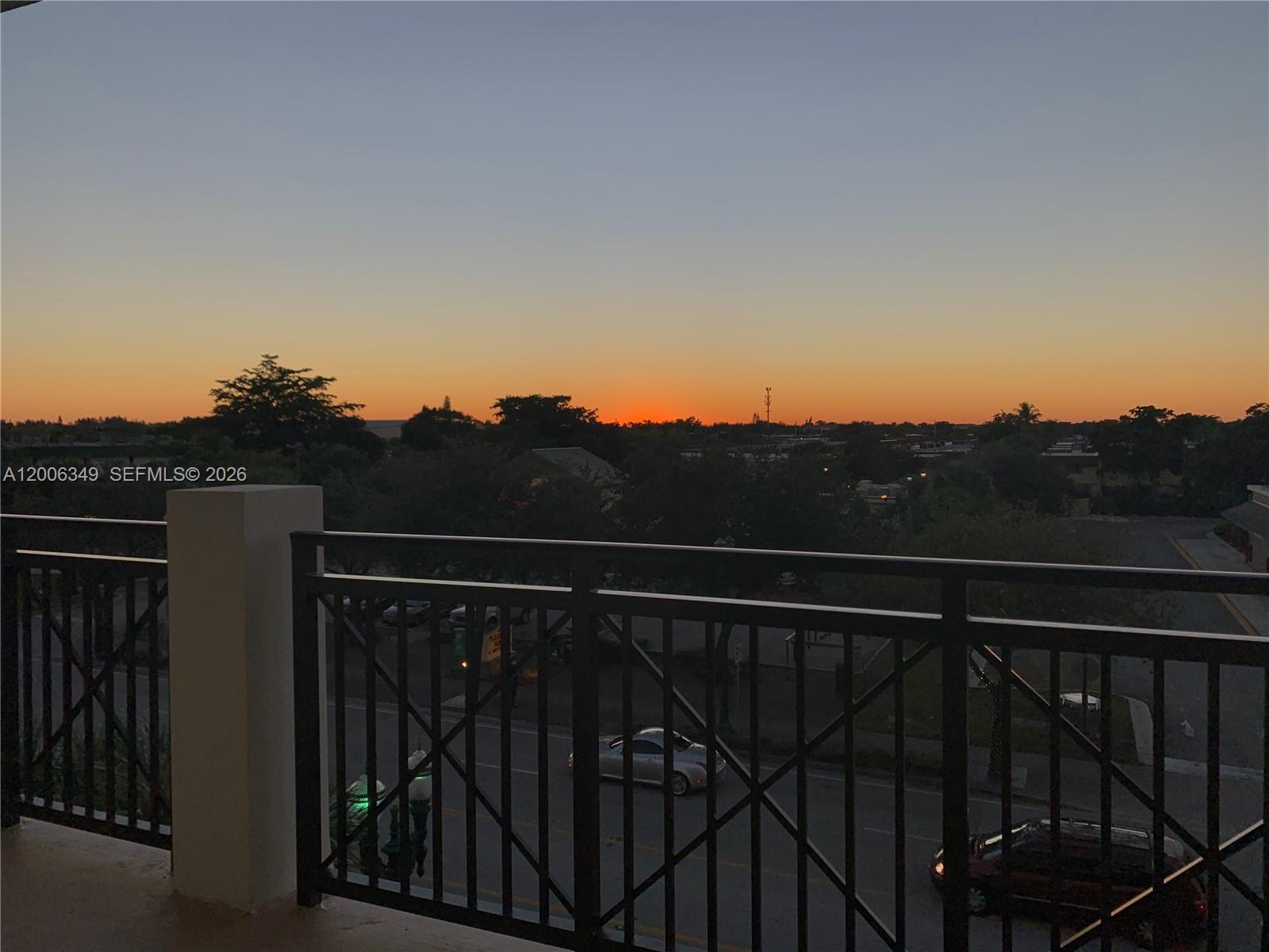 4100 Davie Rd Unit: 417