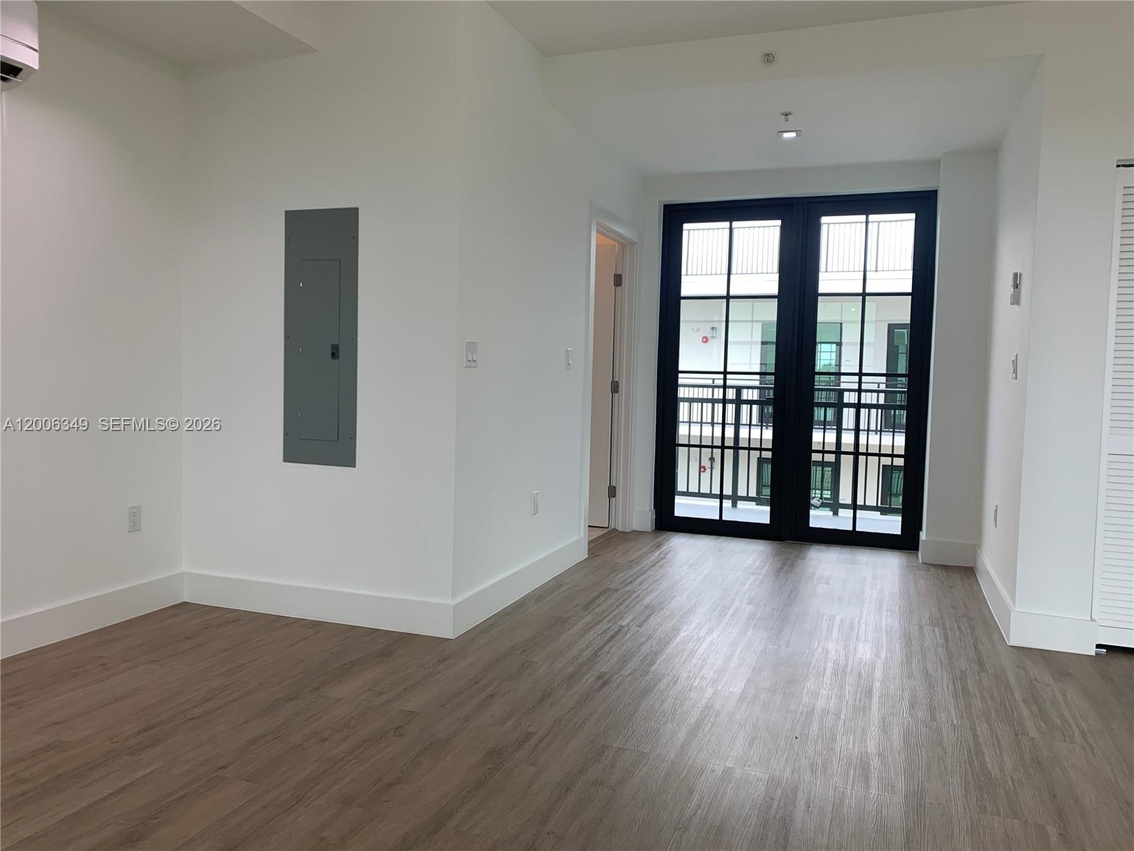 4100 Davie Rd Unit: 417