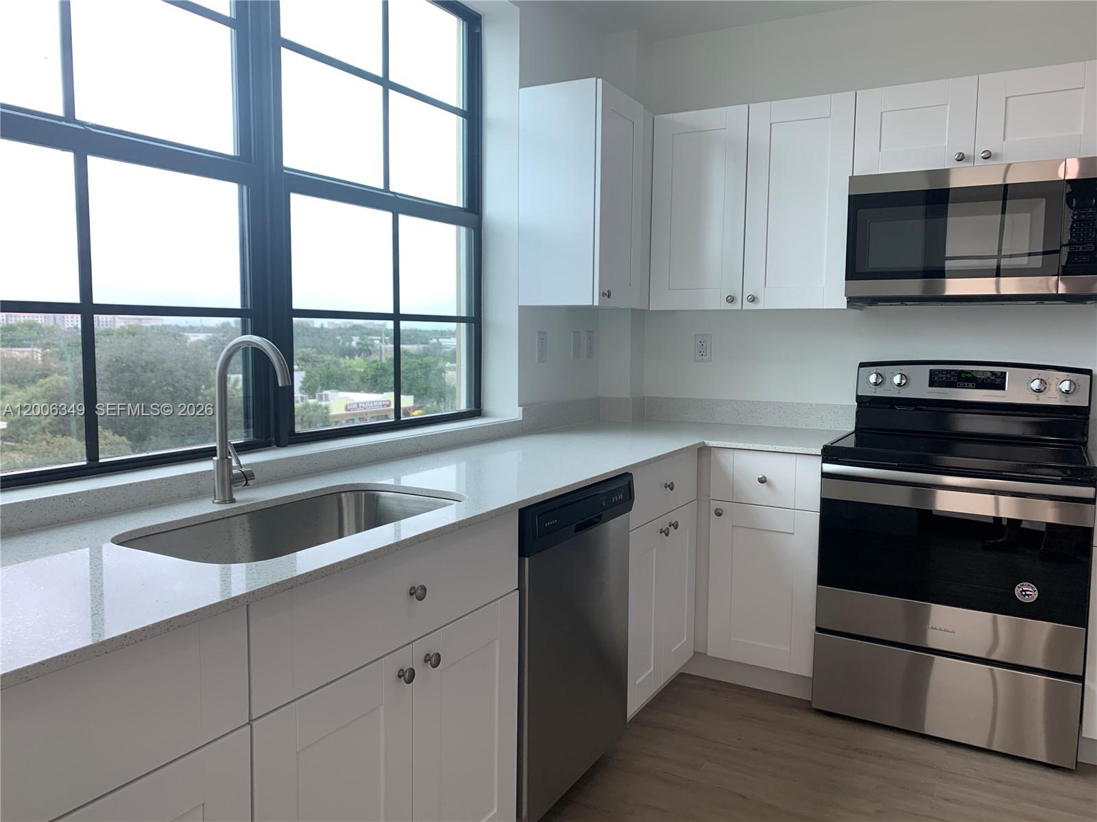 4100 Davie Rd Unit: 417