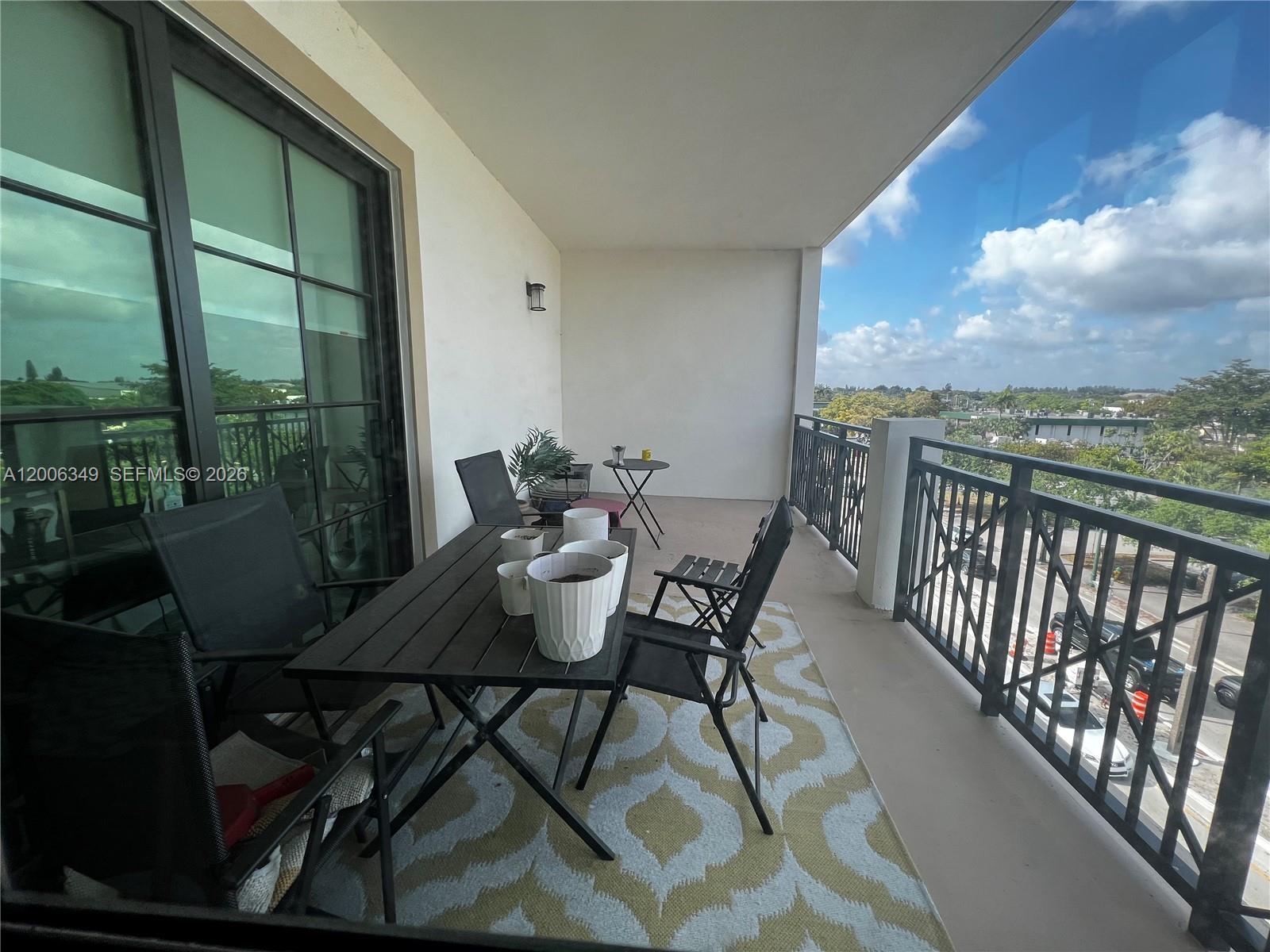 4100 Davie Rd Unit: 417