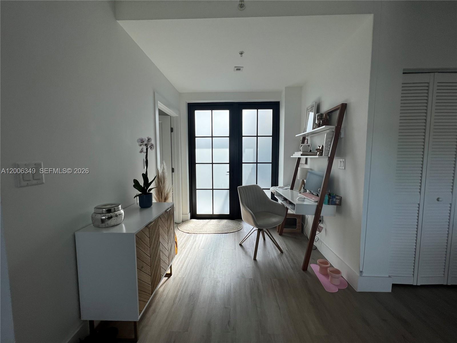 4100 Davie Rd Unit: 417