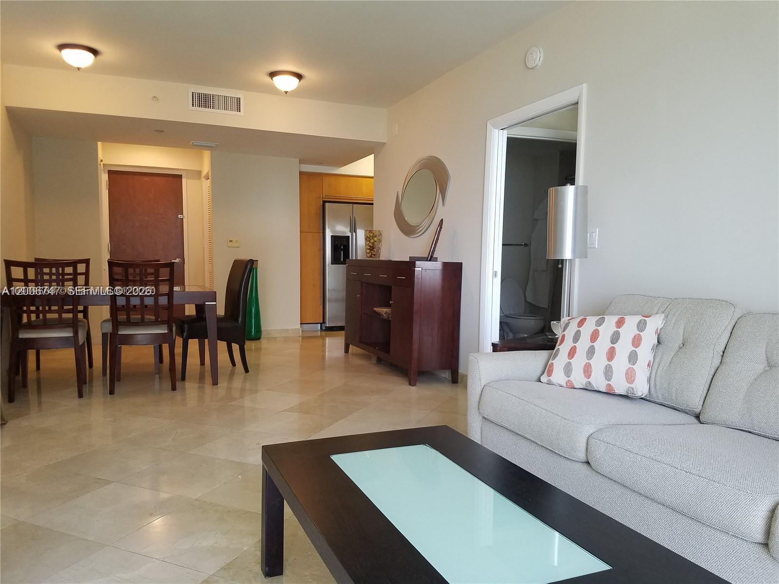 6365 Collins Ave # 910