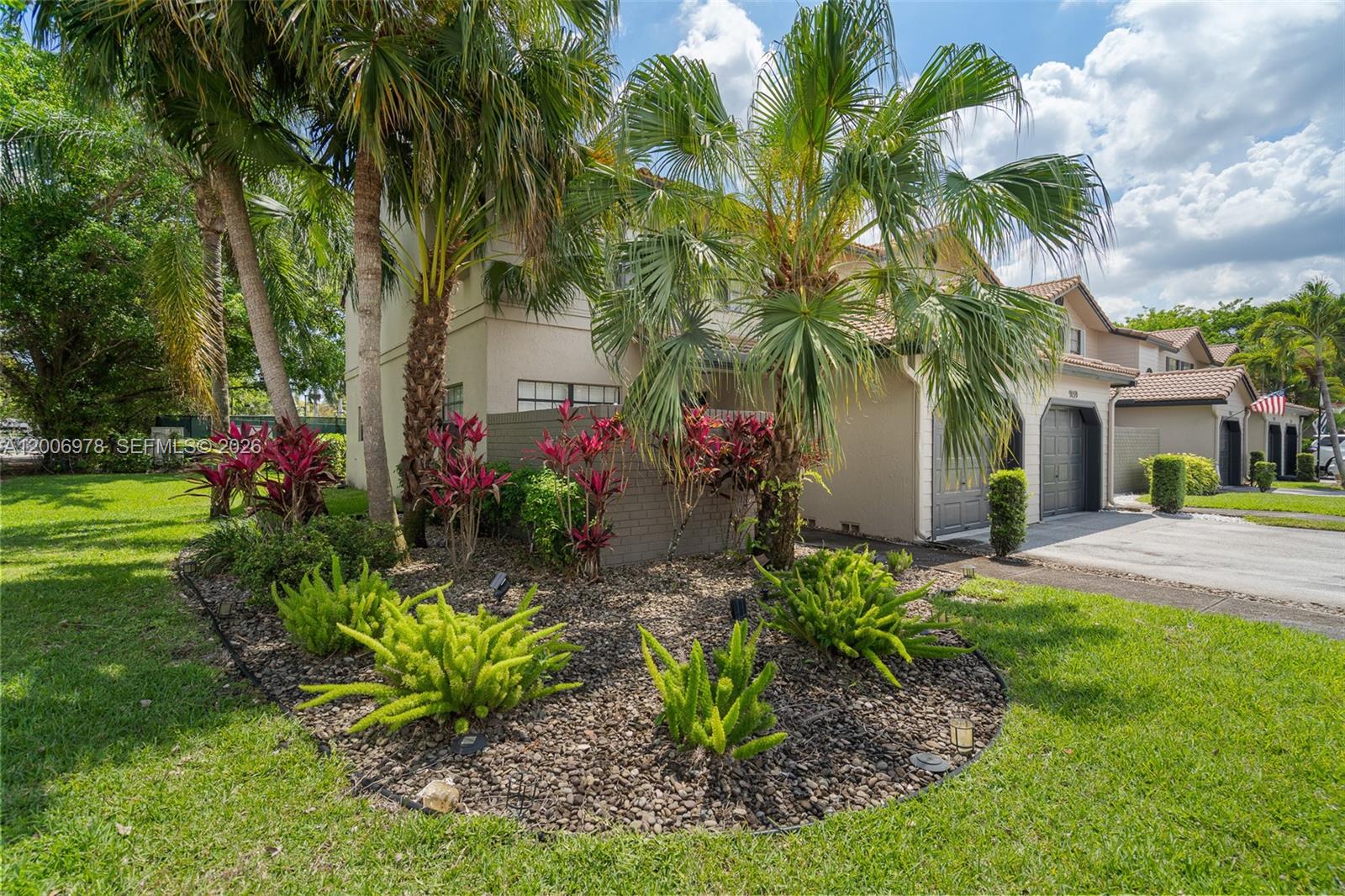 9161 Vineyard Lake Dr # 9161