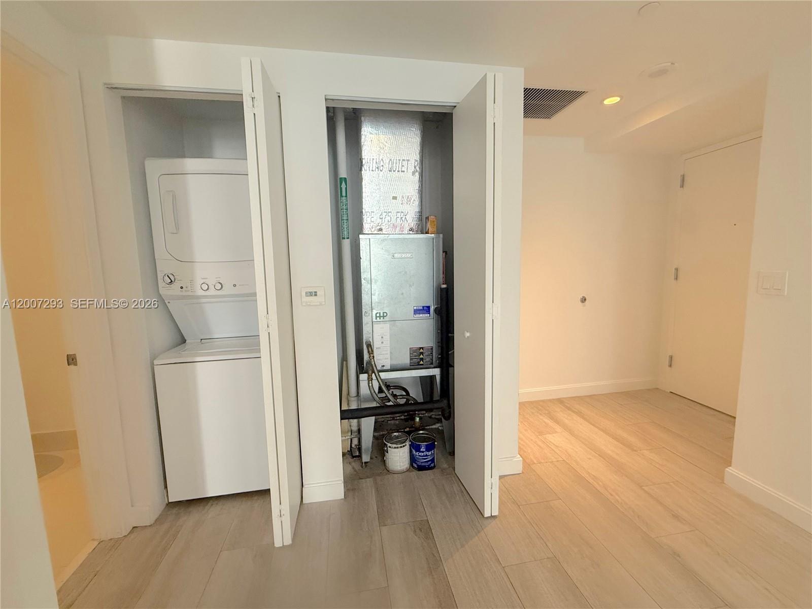 55 SW 9th St # 1809