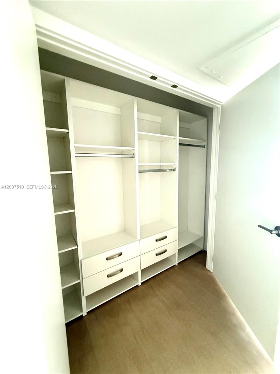 11111 Biscayne Blvd # 6C