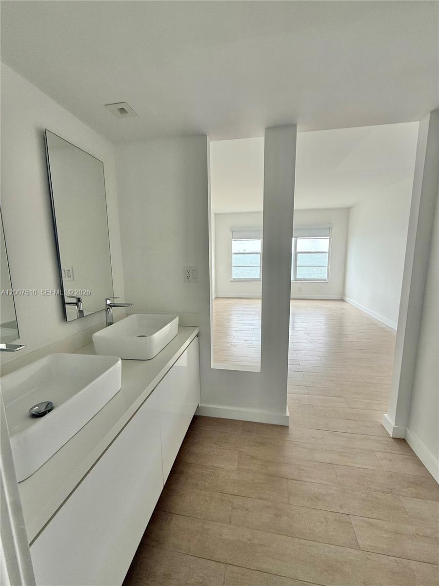 11111 Biscayne Blvd # 6C