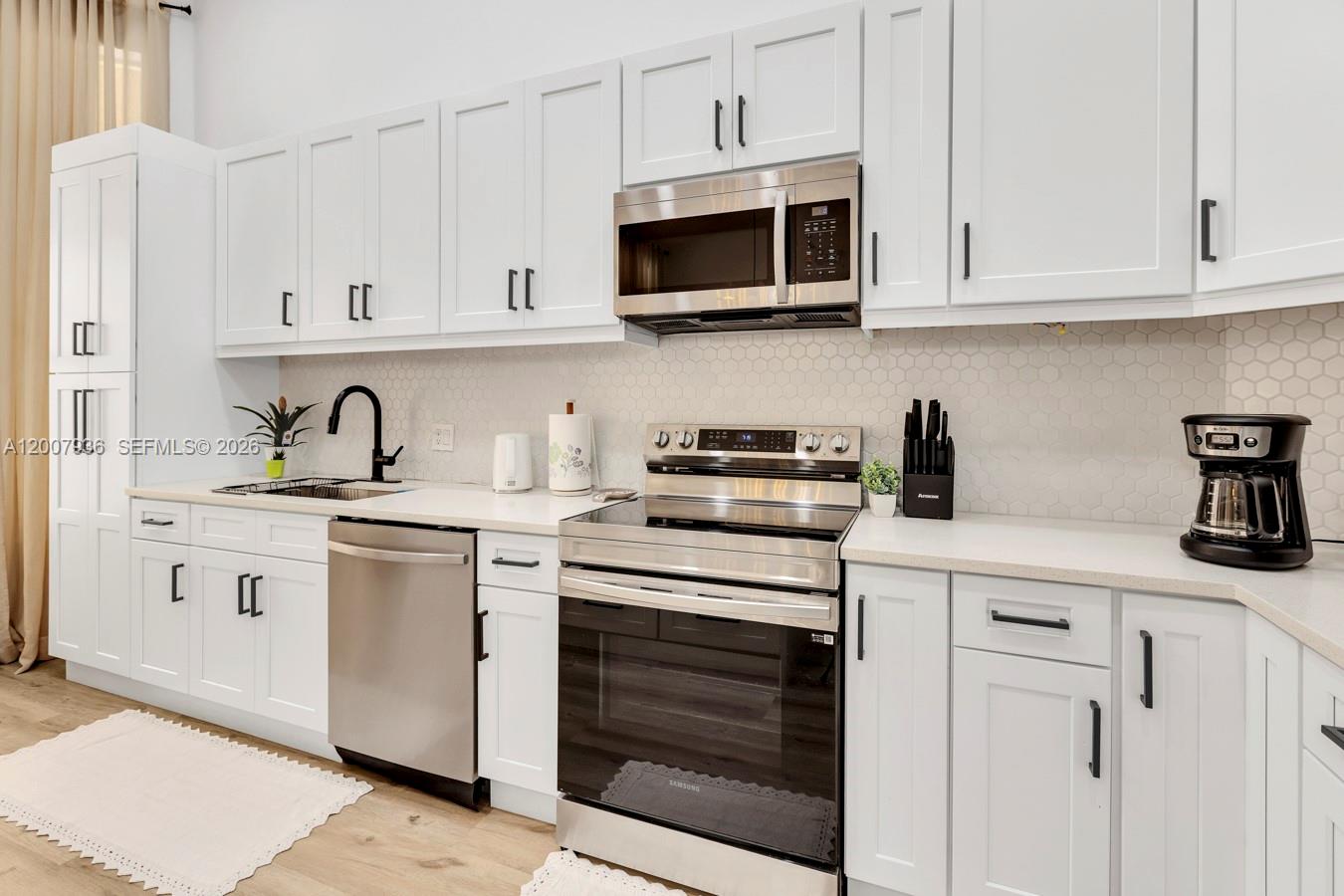 12159 NW 59th St