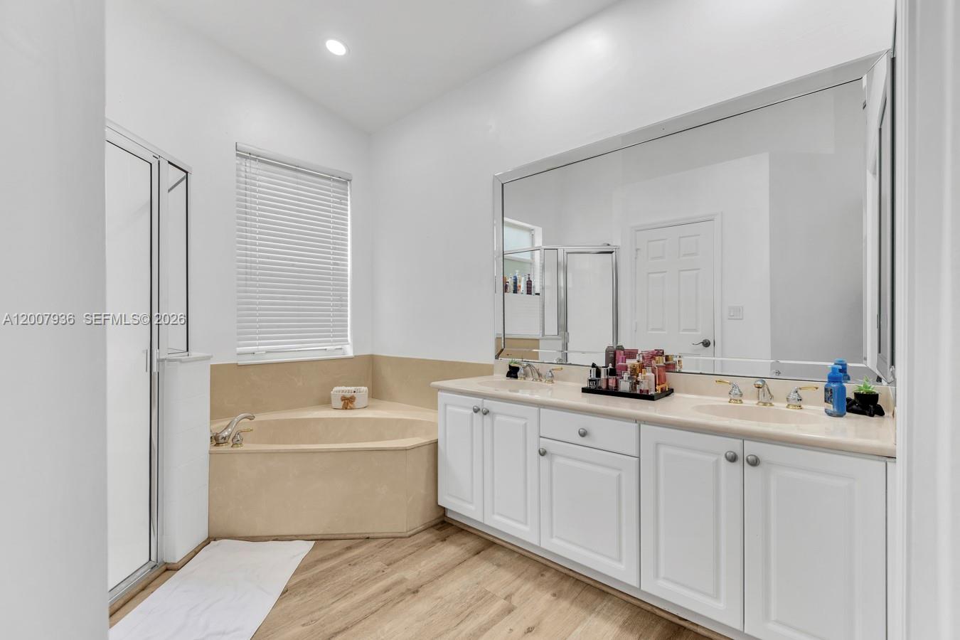 12159 NW 59th St