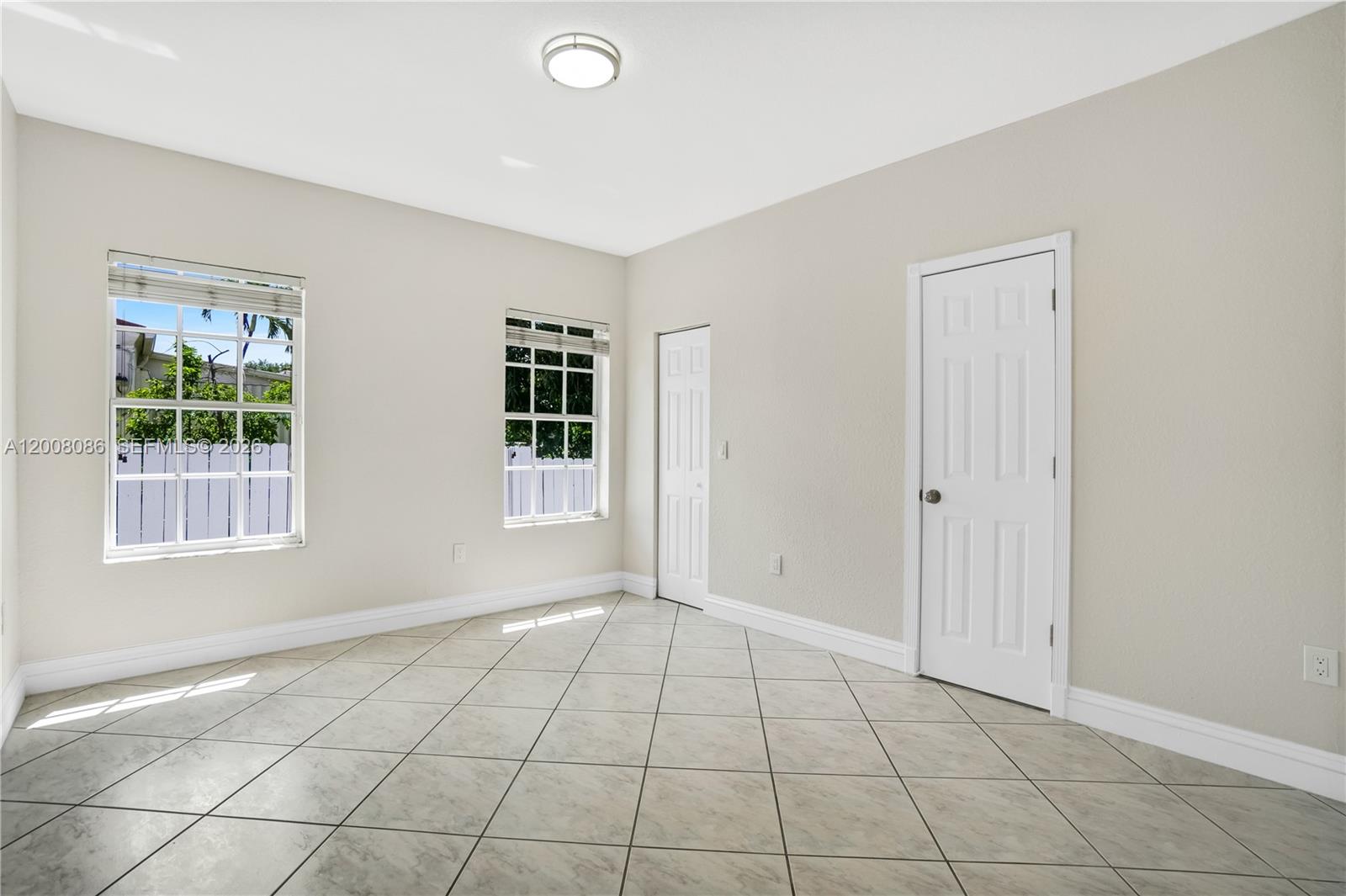 2850 NW 5th St