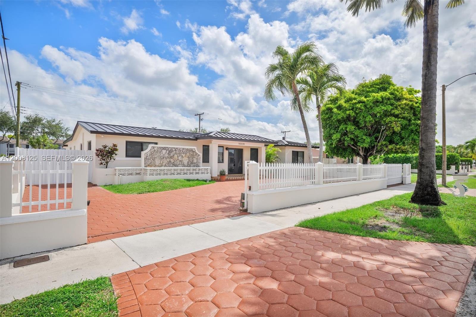 10320 SW 38th Ter