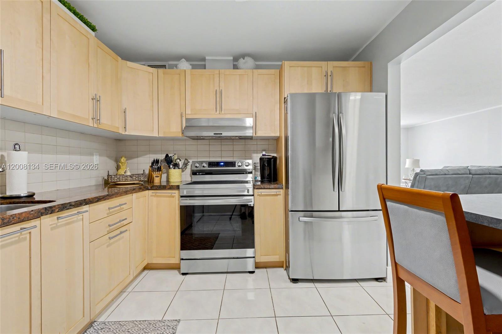 1601 S Ocean Dr # 305