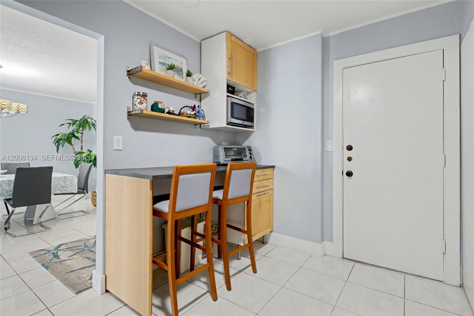 1601 S Ocean Dr # 305