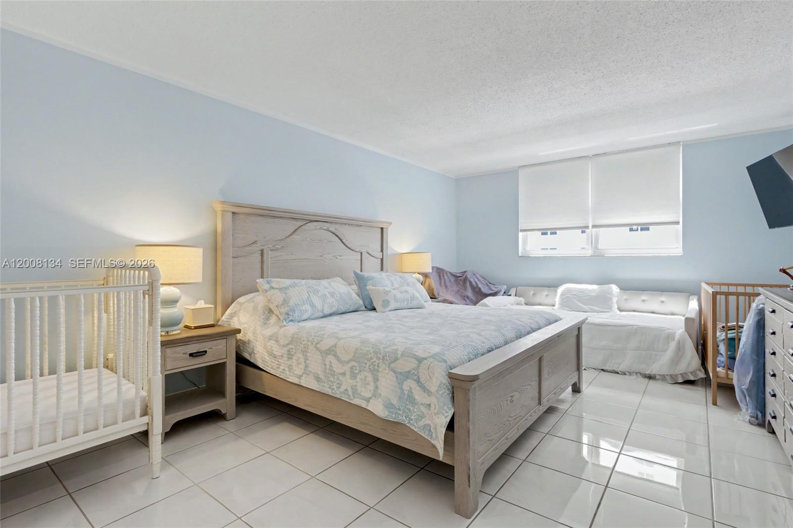 1601 S Ocean Dr # 305