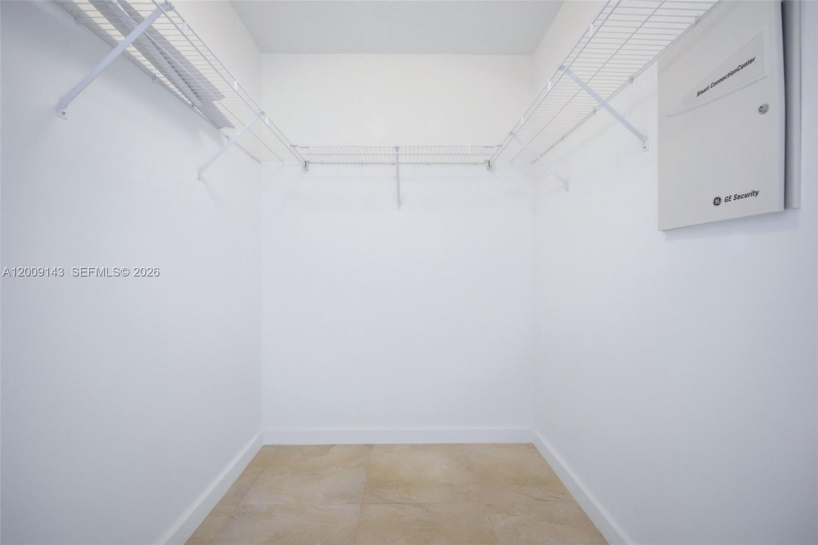 16699 Collins Ave # 3802