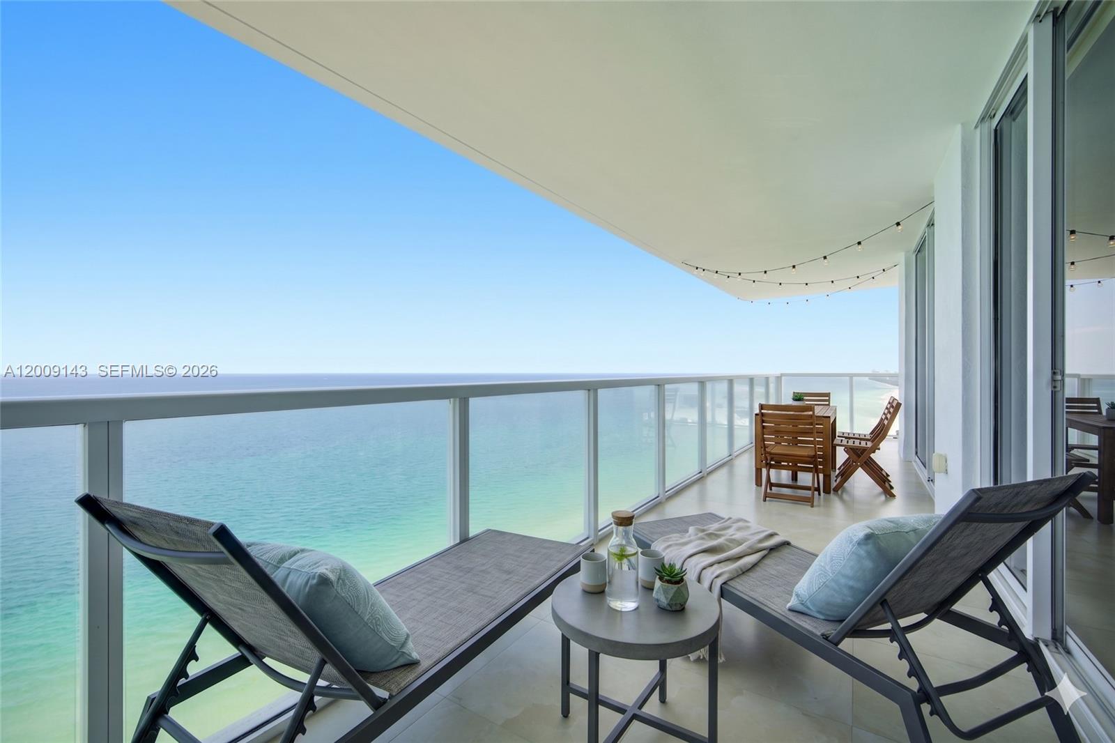16699 Collins Ave # 3802