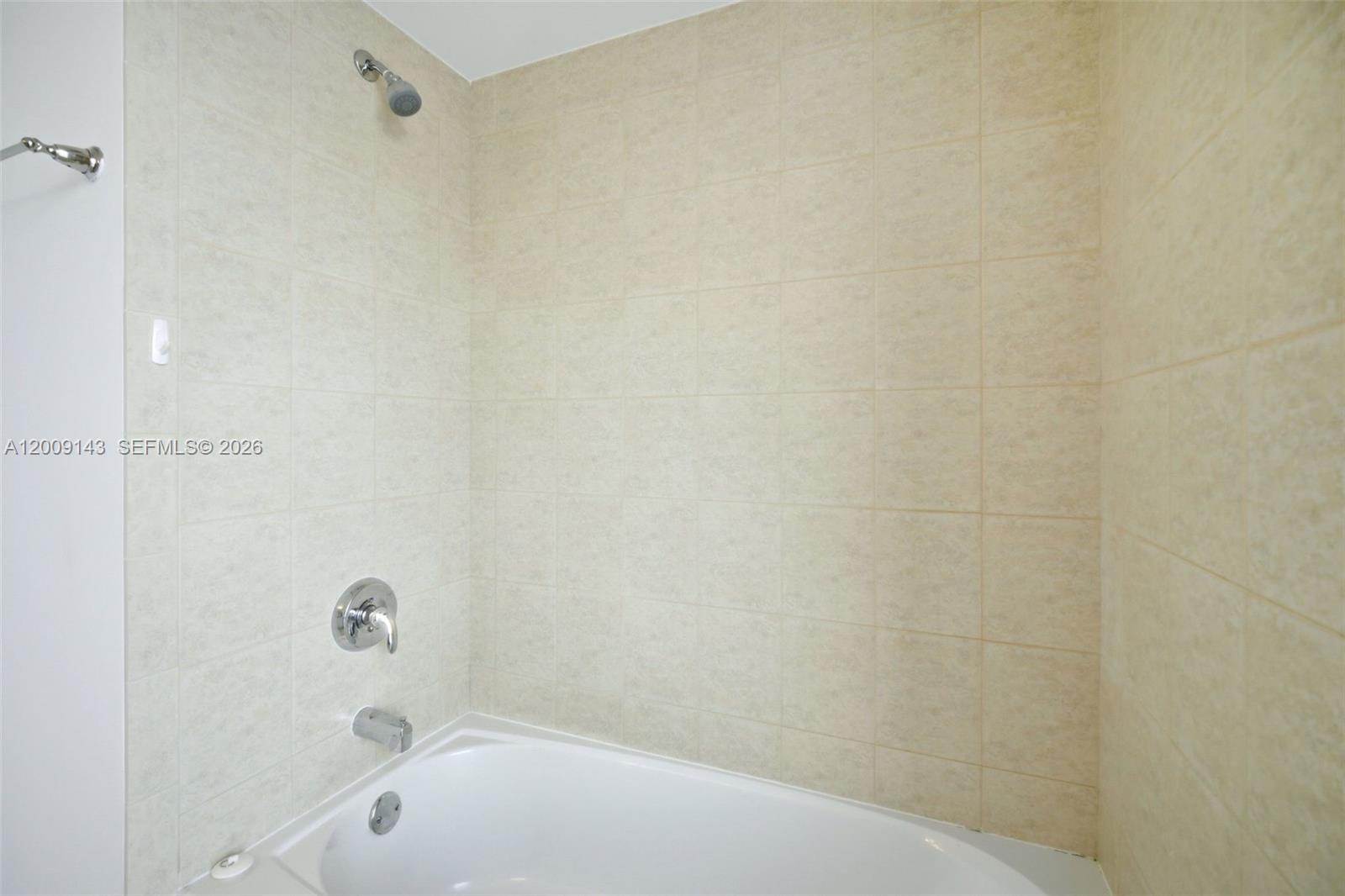 16699 Collins Ave # 3802
