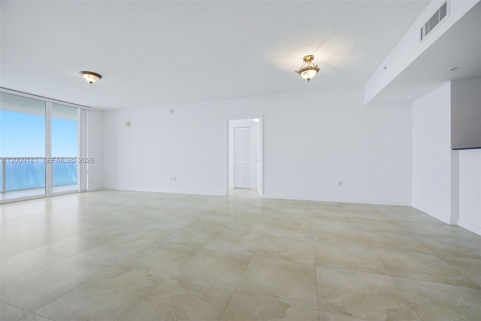 16699 Collins Ave # 3802