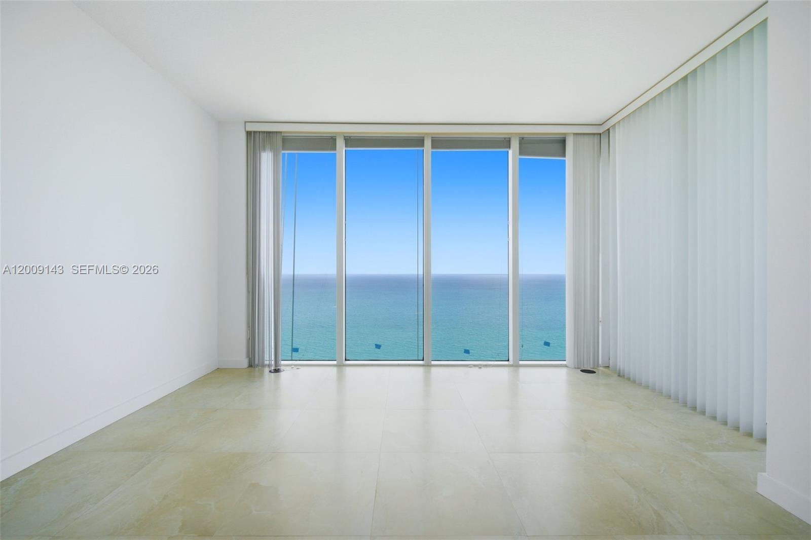 16699 Collins Ave # 3802