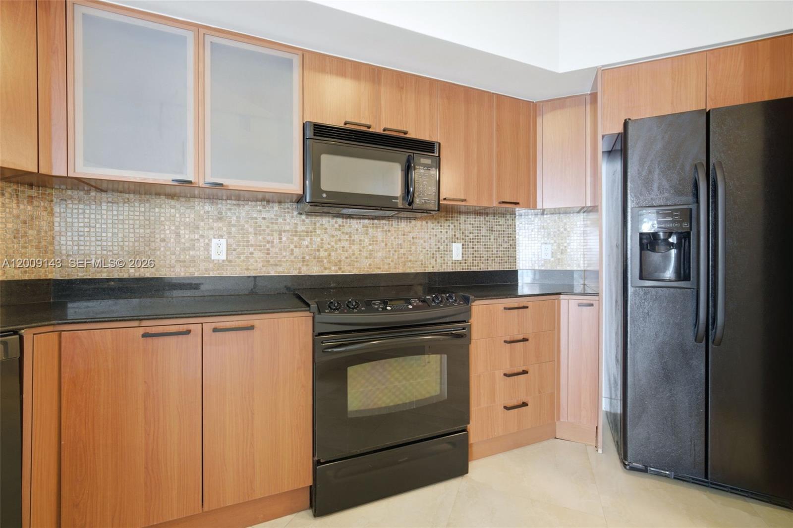 16699 Collins Ave # 3802