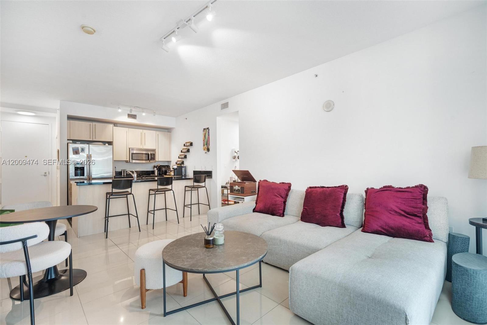 79 SW 12th St Unit: 2908-S