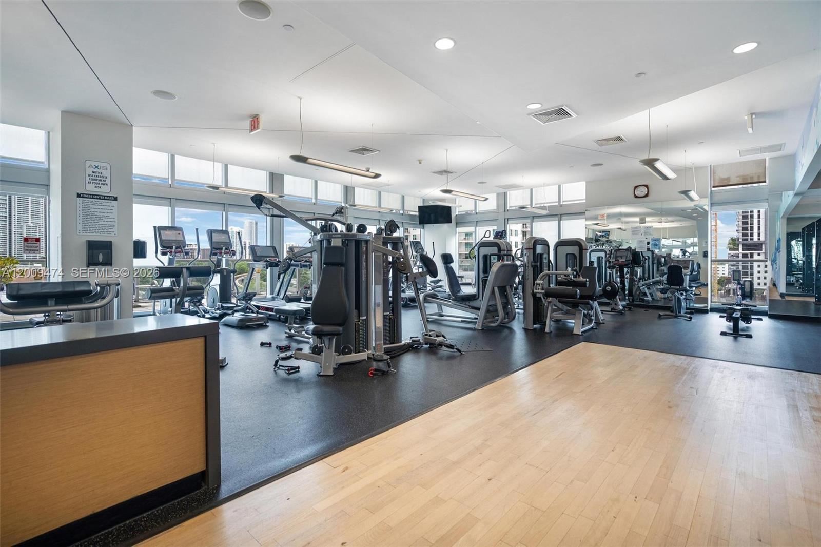 79 SW 12th St Unit: 2908-S