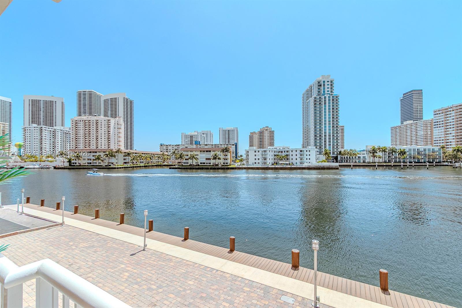121 Golden Isles Dr # 104
