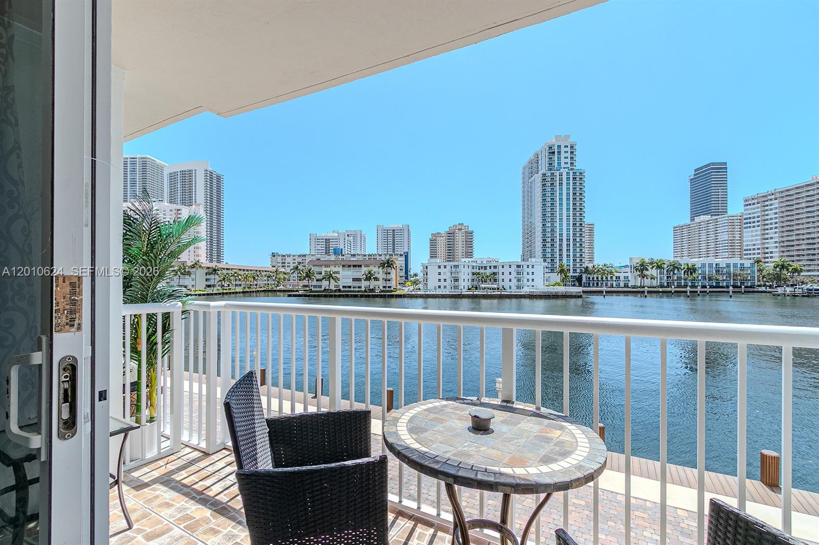 121 Golden Isles Dr # 104