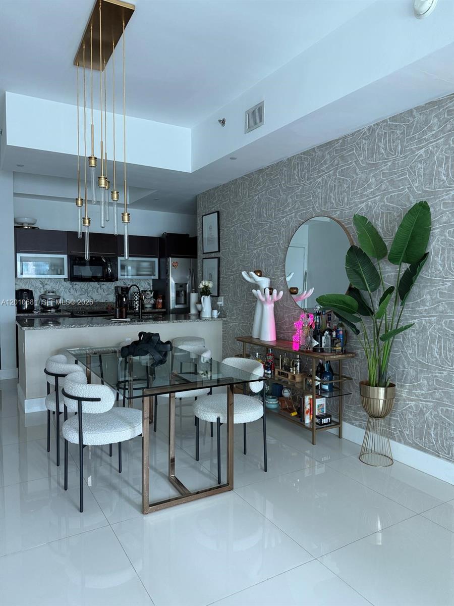 951 Brickell Ave # 1001