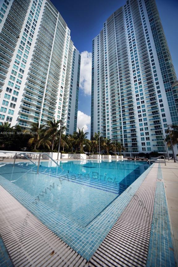 951 Brickell Ave # 1001