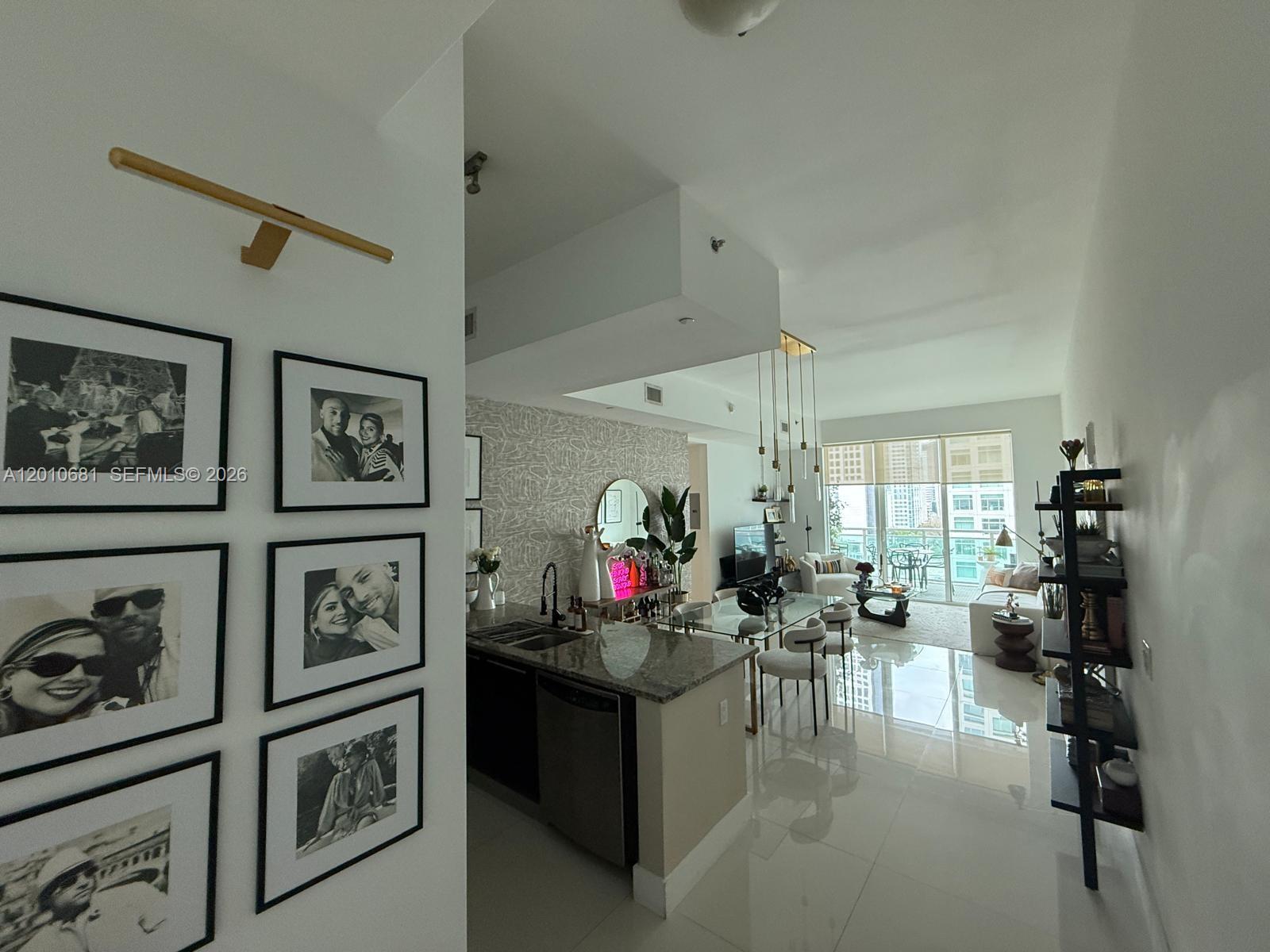 951 Brickell Ave # 1001