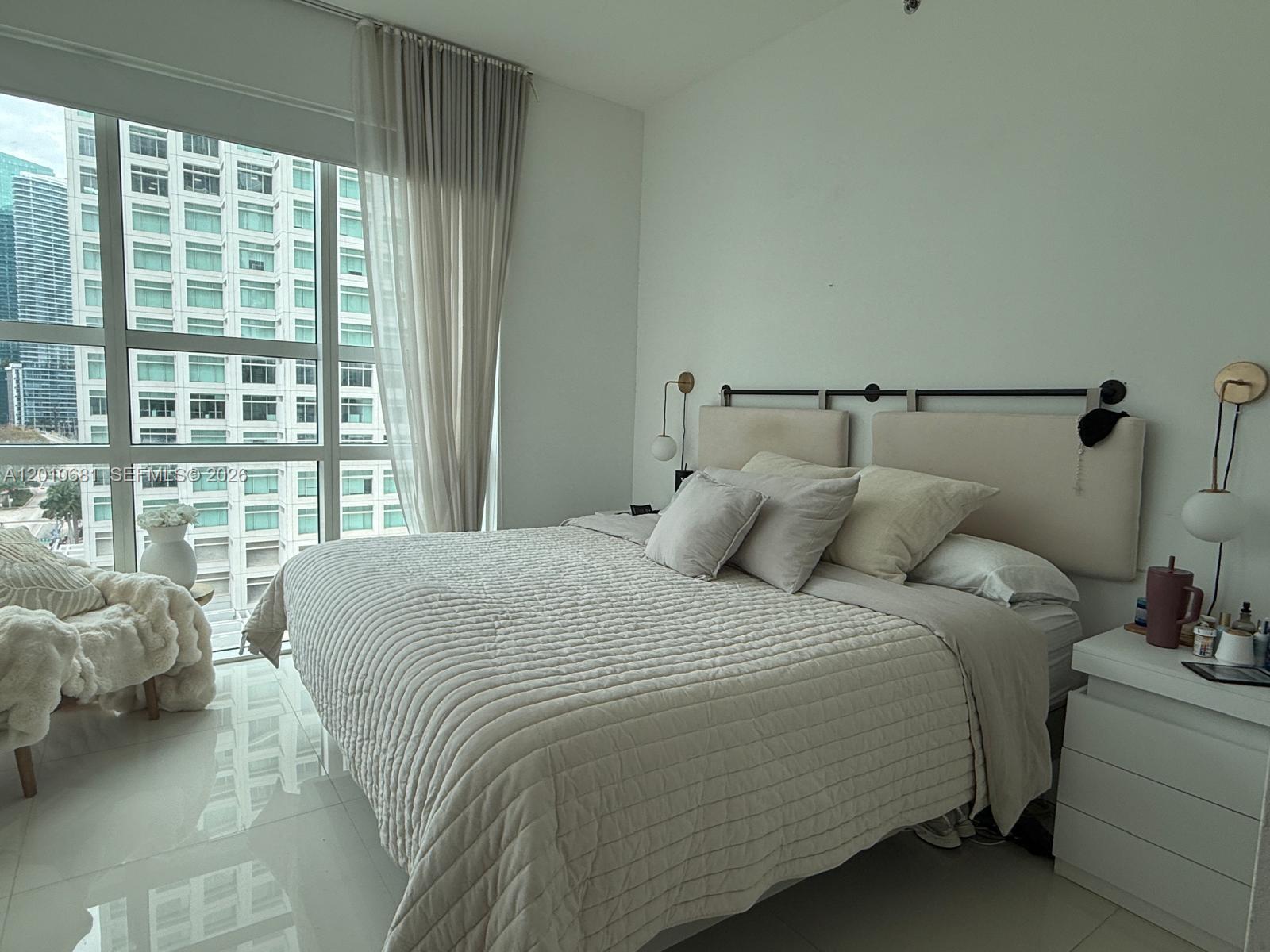 951 Brickell Ave # 1001