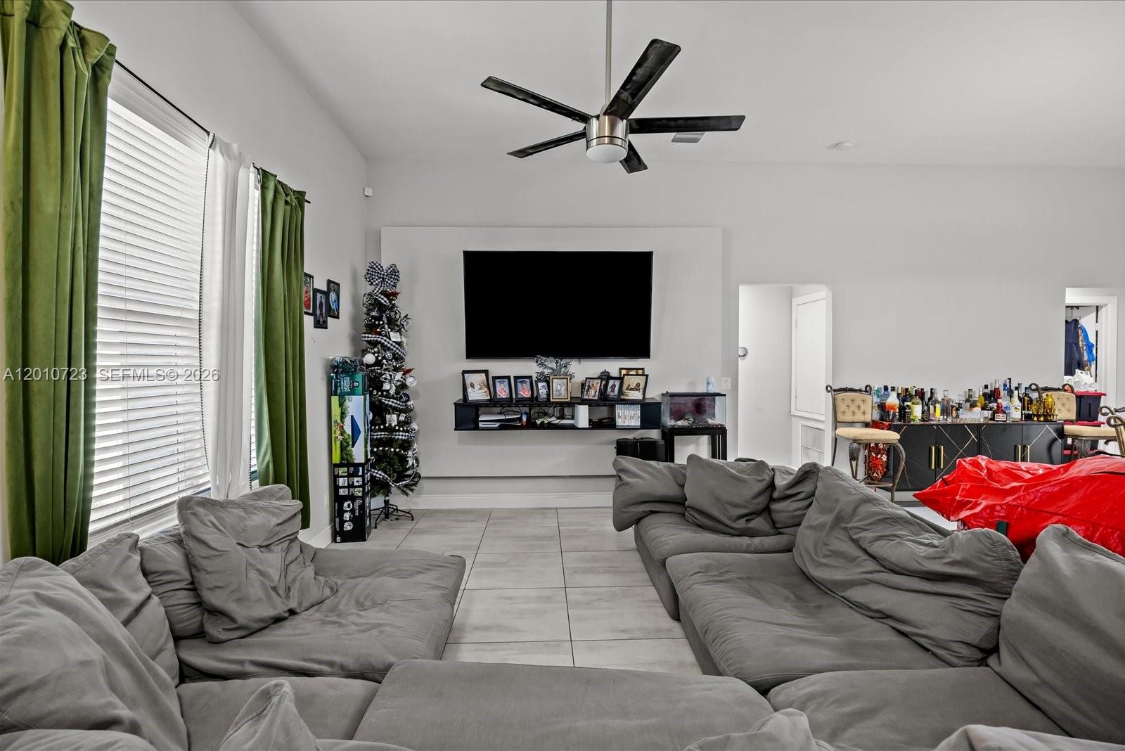 115 SW Glenwood Dr, Port St. Lucie