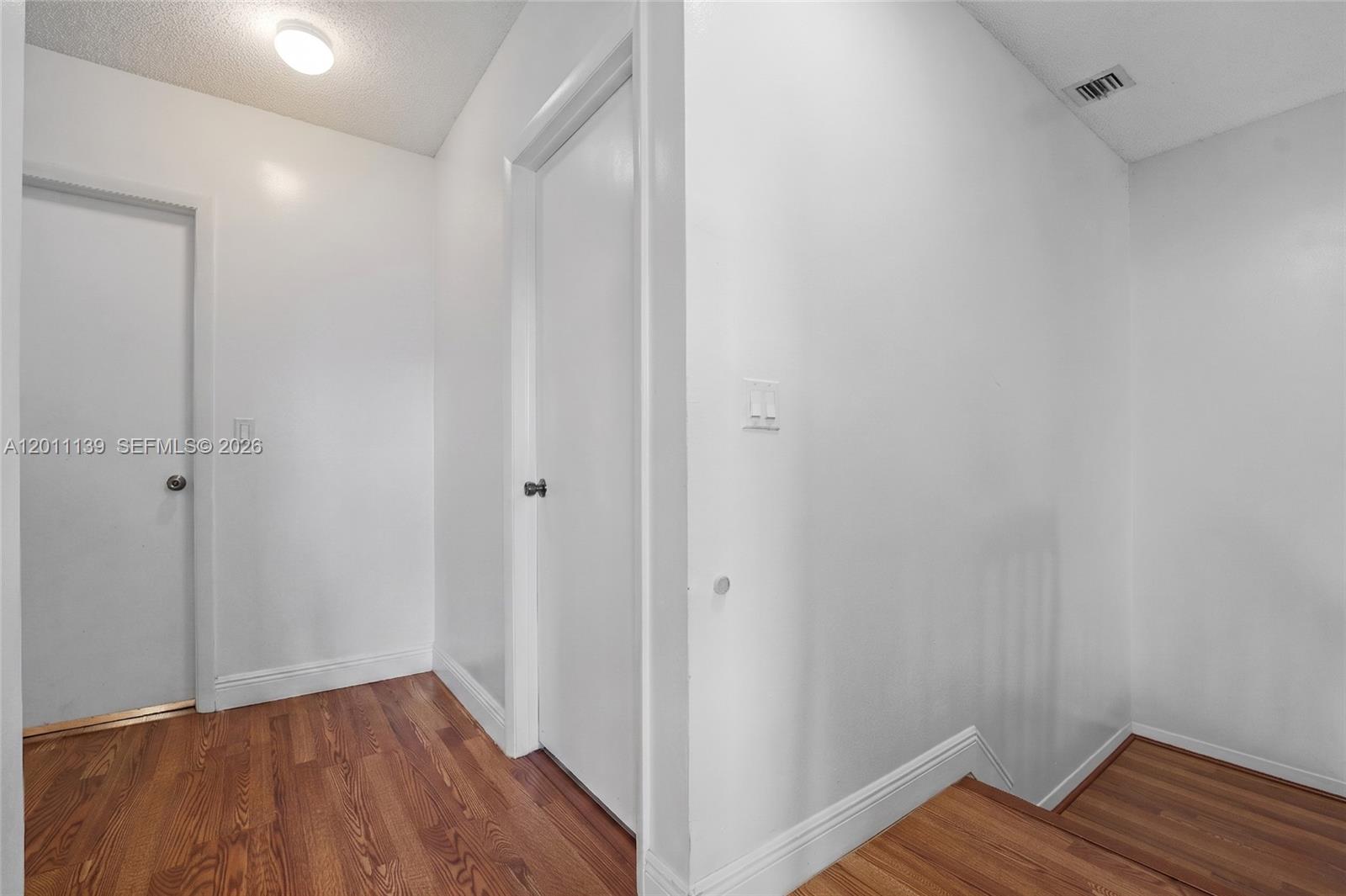 595 Racquet Club Rd # 19 Unit: 74-19